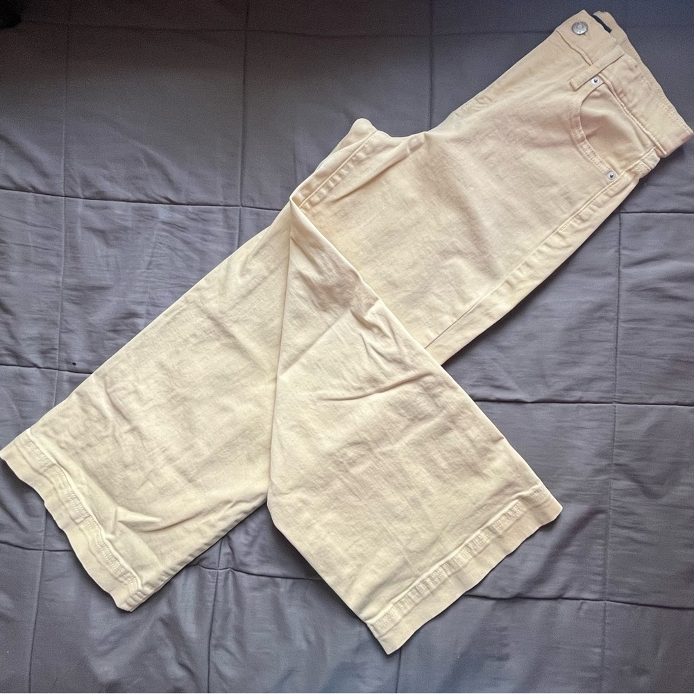 Banana Republic Factory Cream Wide Leg Crop Jeans